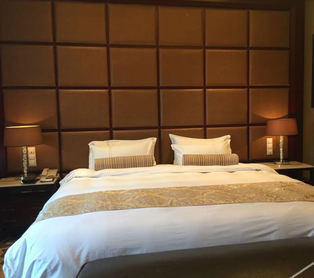 Diamond Suite