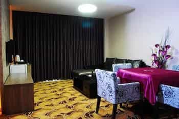 Homeinn · neo Hotel (Chengdu Eastern Suburb Memory University of Technology) Homeinn · neo Hotel (Chengdu Eastern Suburb Memory University of Technology)