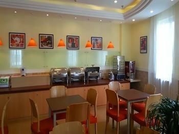 Homeinn · neo (Chengdu Qingbaijiang Wanda Plaza)1