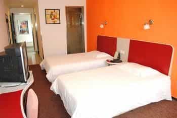 Yuju Hotel (Chengdu Xinnanmen Jiuyanqiao Branch) Yuju Hotel (Chengdu Xinnanmen Jiuyanqiao Branch)