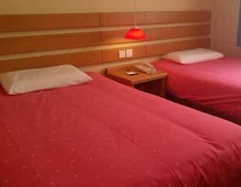 Homeinn Plus (Chengdu Shuangliu Airport Aviation Port Shunfeng Subway Station) Homeinn Plus (Chengdu Shuangliu Airport Aviation Port Shunfeng Subway Station)