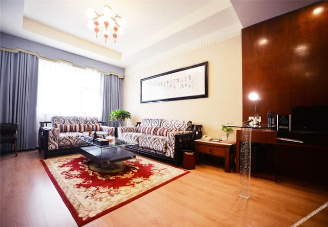 Deluxe Suite