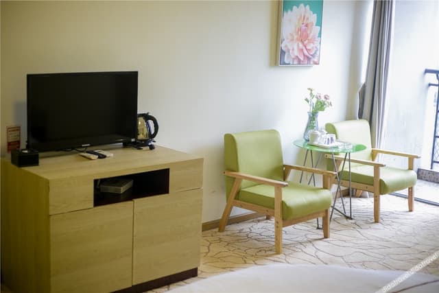 Guestroom (Roundbed) (Balcony)