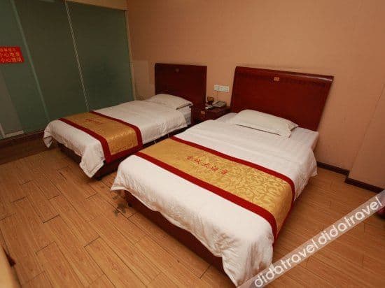 Business Standard Room