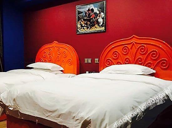 Warm Parent-child Room