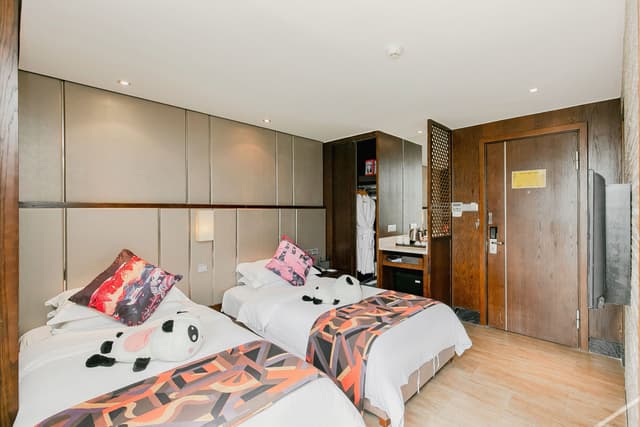Guestroom - Double Occupancy (Singlebed) (Balcony)