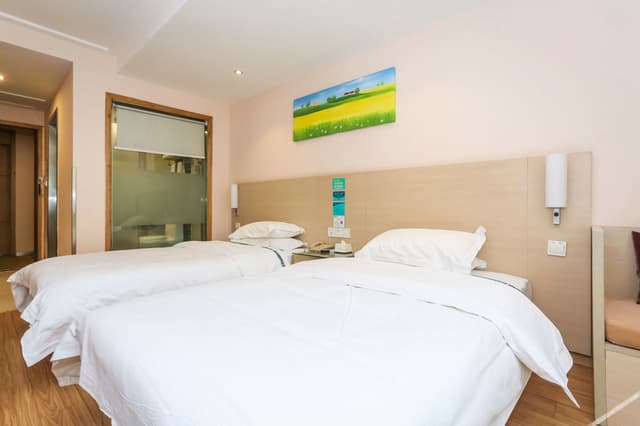 Business 2-bed Room