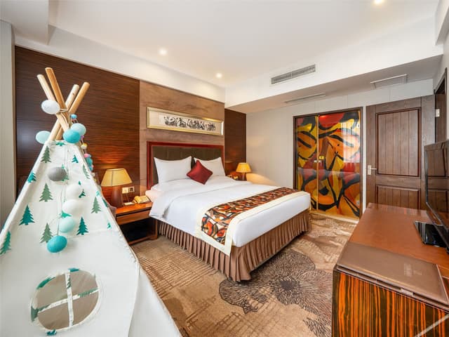 Executive Suite