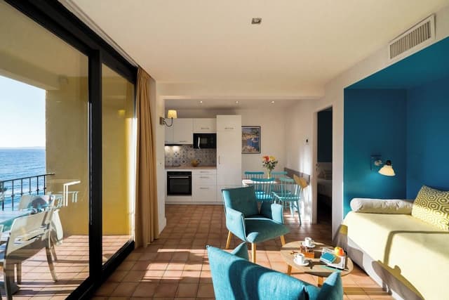 Apartment 2-4 persons, Sea View Balcony, Upper Floor