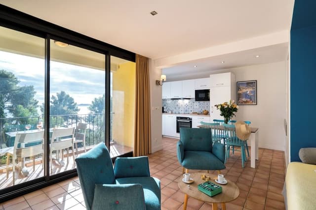 Apartment 2-4 persons, Sea View Balcony, Upper Floor