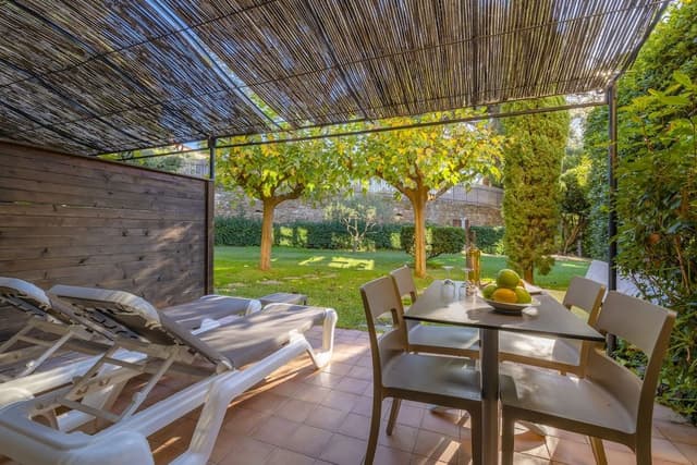 Apartment 2-4 persons, Garden View Terrace, Ground Floor