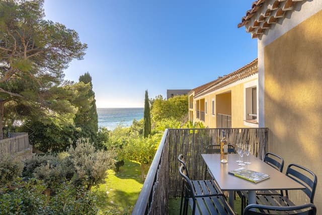 Apartment 4-6 persons, Sea View Balcony, Upper Floor