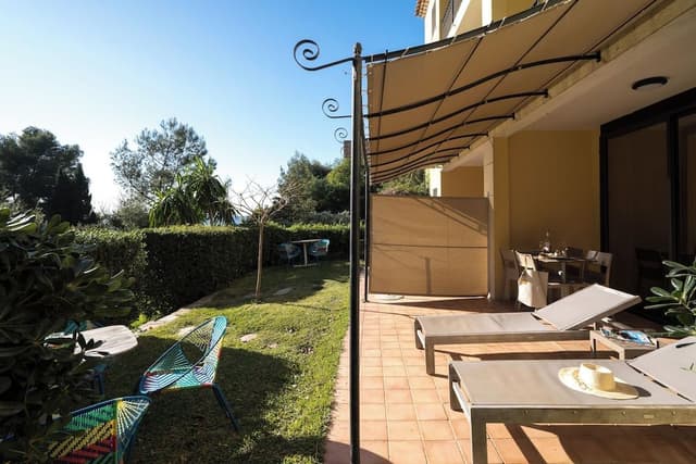 Apartment 2-4 persons, Garden View Terrace, Ground Floor