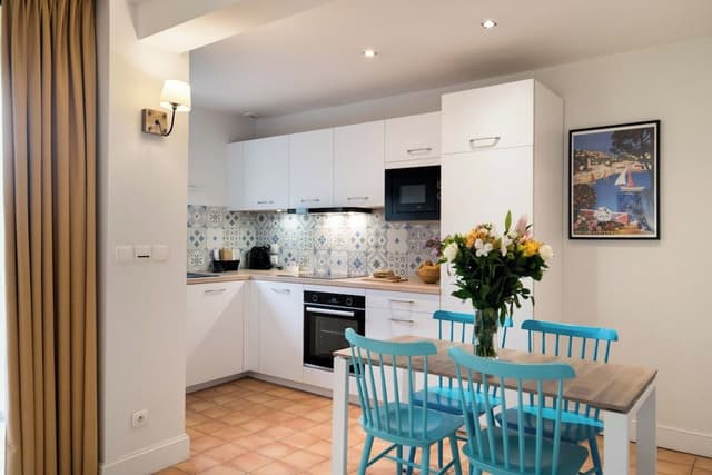 Apartment 2-4 persons, Garden View Balcony, Upper Floor