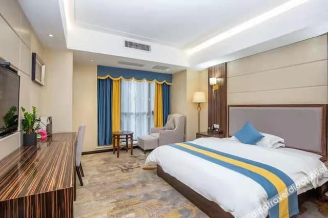 Premier Room - City-View (Double Bed)