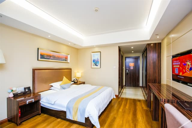 Exceptional City-View Double Bed Room