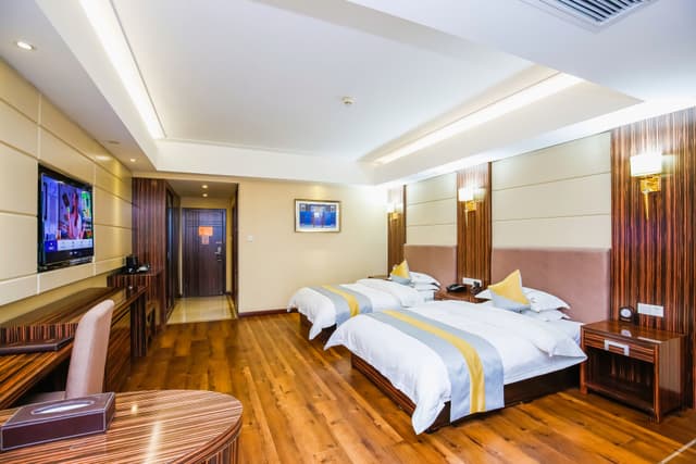 Exceptional City-View Twin Room