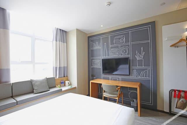 Superior Queen Room