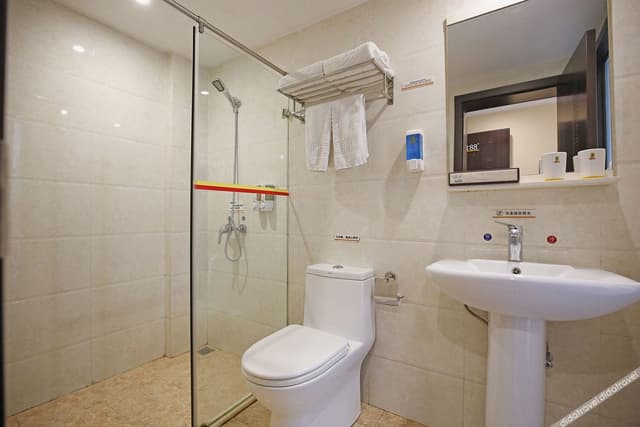 Standard Room (2 beds)