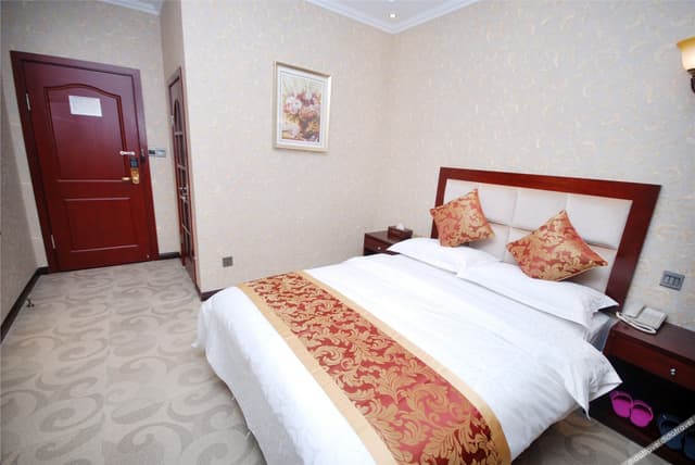 Deluxe Single Room
