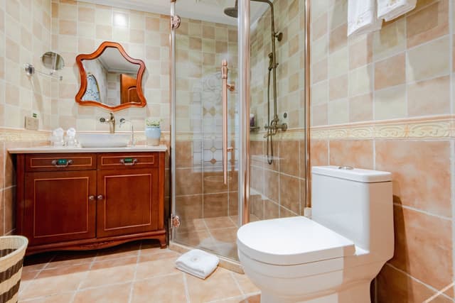 French-Style Garden Classic Room