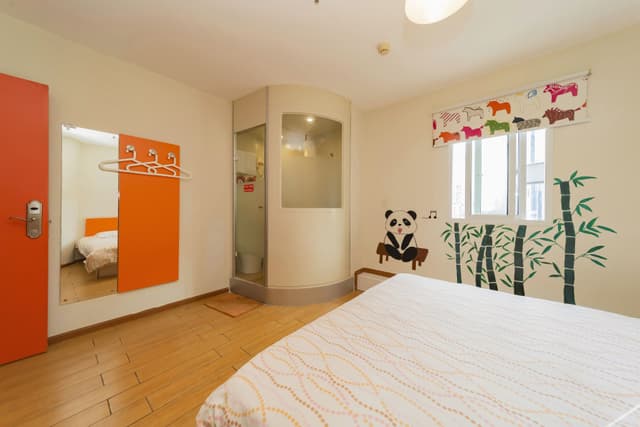 Boutique Queen Room