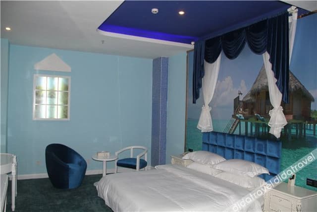 Panda Serene Cozy Queen Room