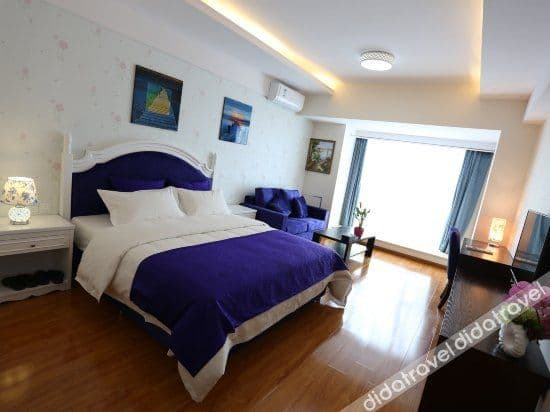 River-view Queen Room