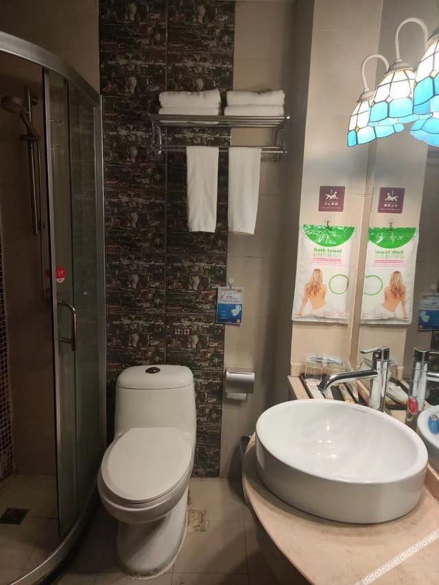 豪华三人间