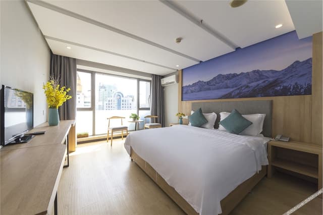 Superior Queen Room