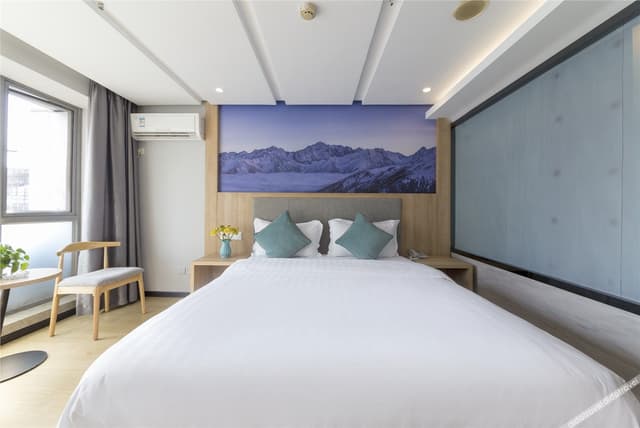 Superior Queen Room