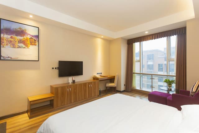 Cozy Double Room