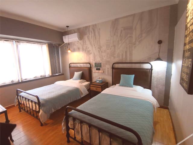 Guestroom (2 beds)