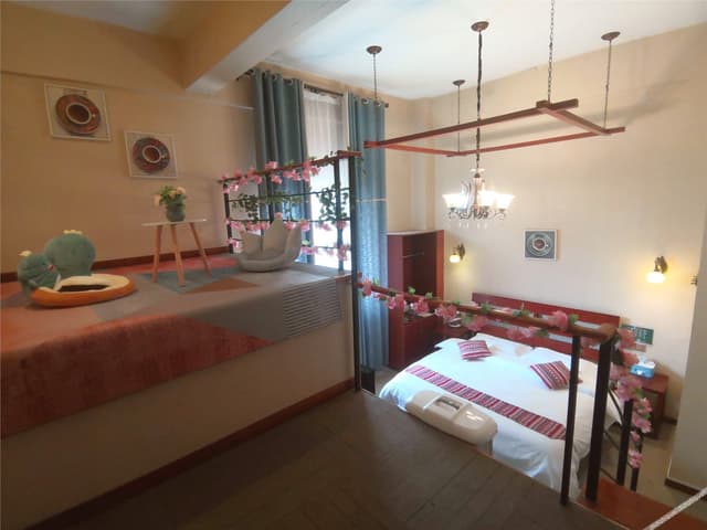 Guestroom (Queen bed)