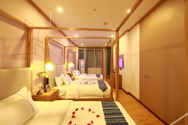 Guestroom - Triple Occupancy
