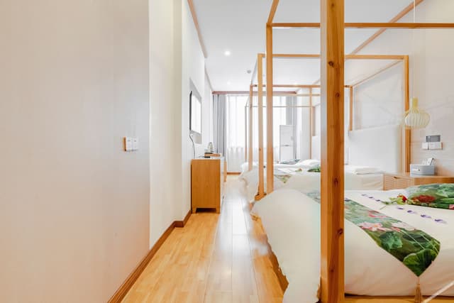 Guestroom - Triple Occupancy