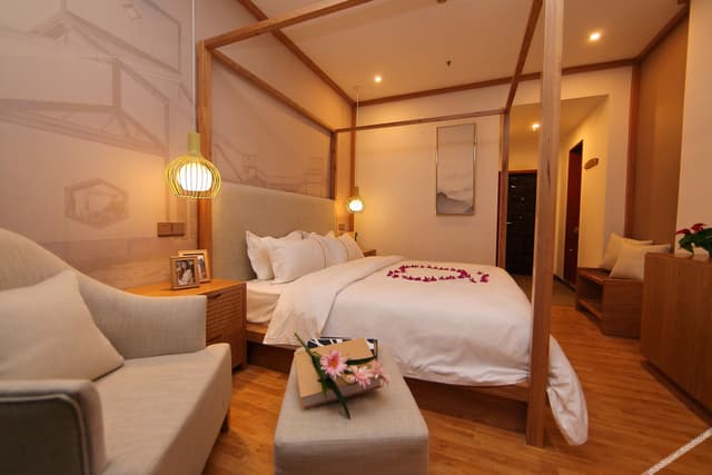 Guestroom (Queen bed)