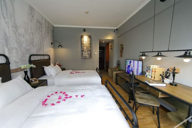 Guestroom (2 beds)