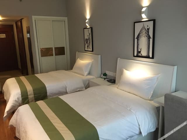 Boutique Cozy Room (2 beds)