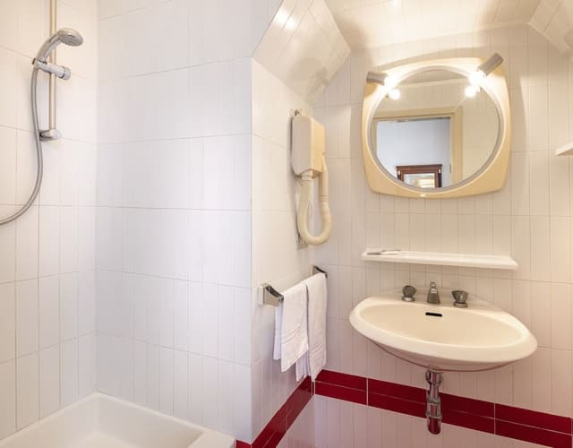 Economy Single Room