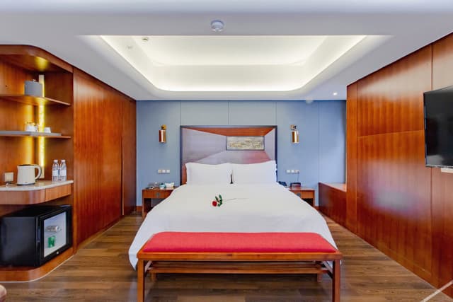 Skyline Deluxe Tea Ceremony Scenic Double Bed Room