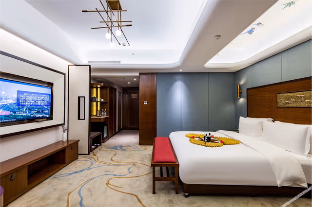 Cloud View Deluxe big bed room