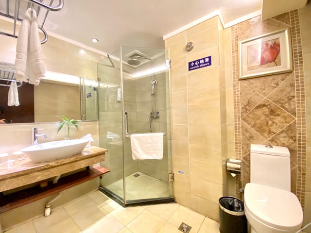 Business Room (2 beds)