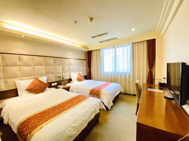 Business Room (2 beds)