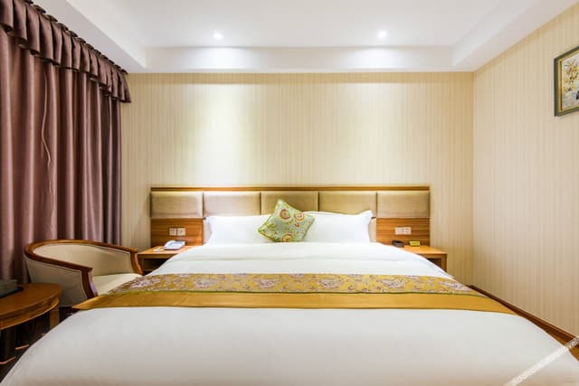 Deluxe Single Room