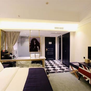 โรงแรมเจี้ยน (Jie'en Hotel)4