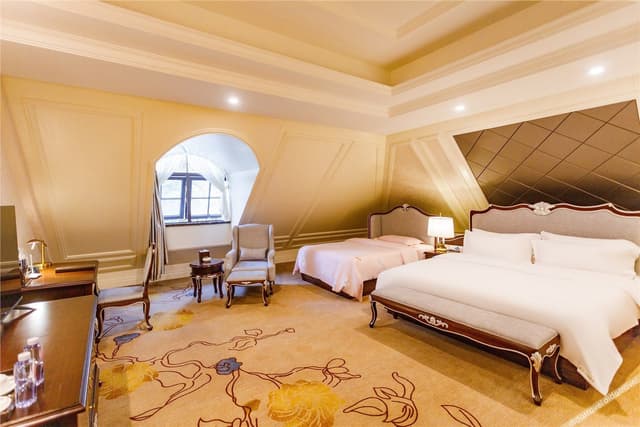 Parent-child Room