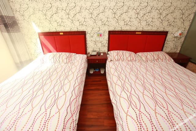 Guestroom (2 Beds)
