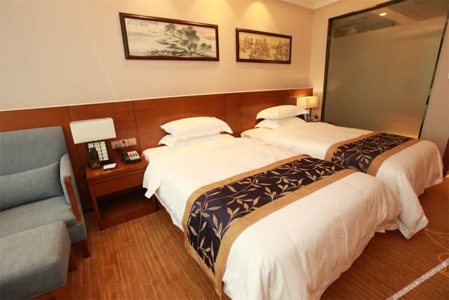 Light Luxury Business Room