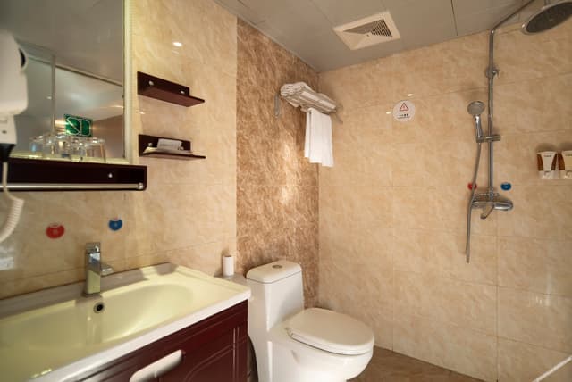 Sunshine Twin Room